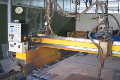 Masina de debitat tabla CNC